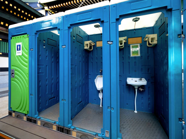 Porta potty delivery and setup in Hughson, CA